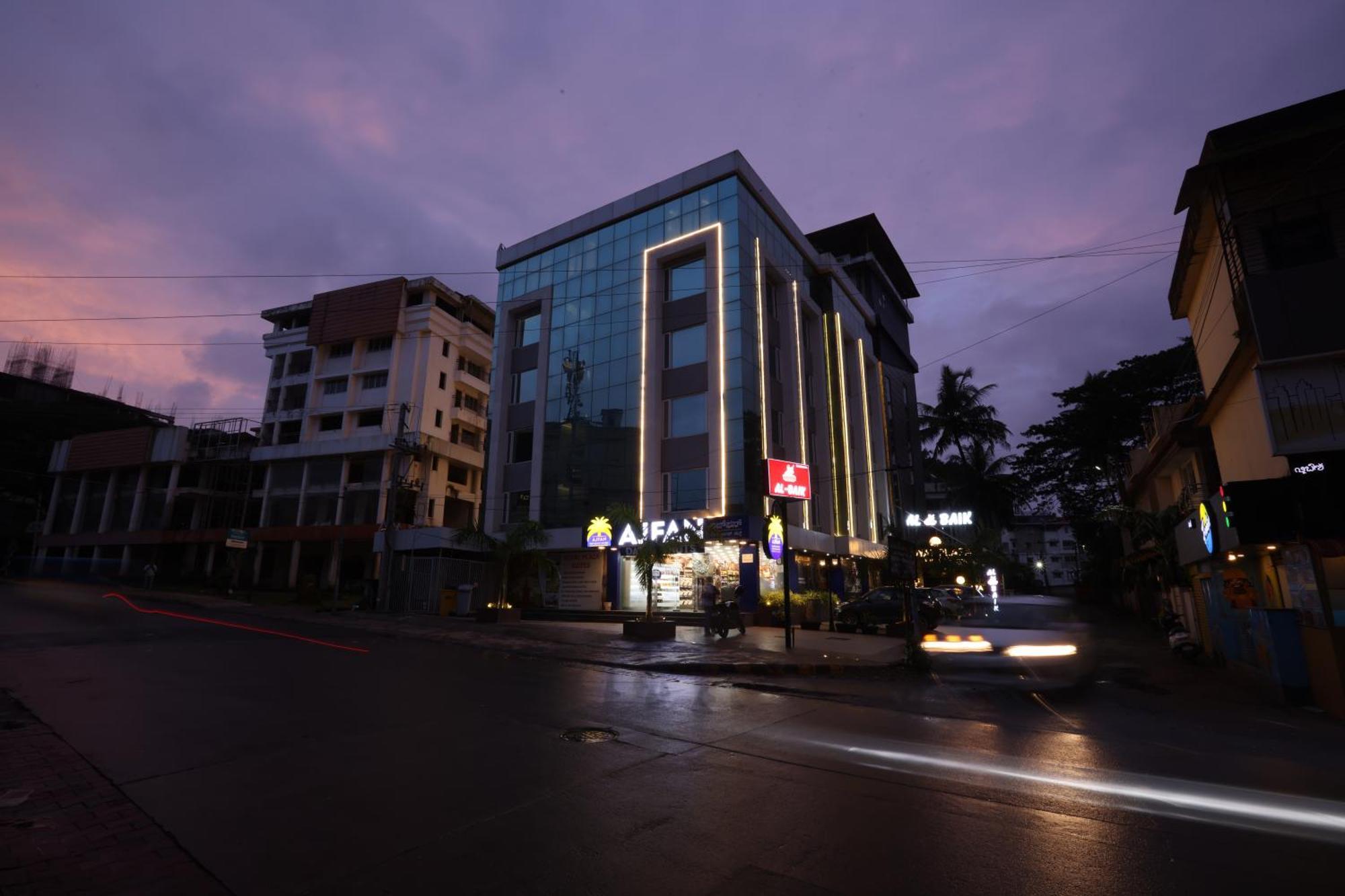 Royal Plaza Suites By Rak Rooms, Mangaluru Екстер'єр фото