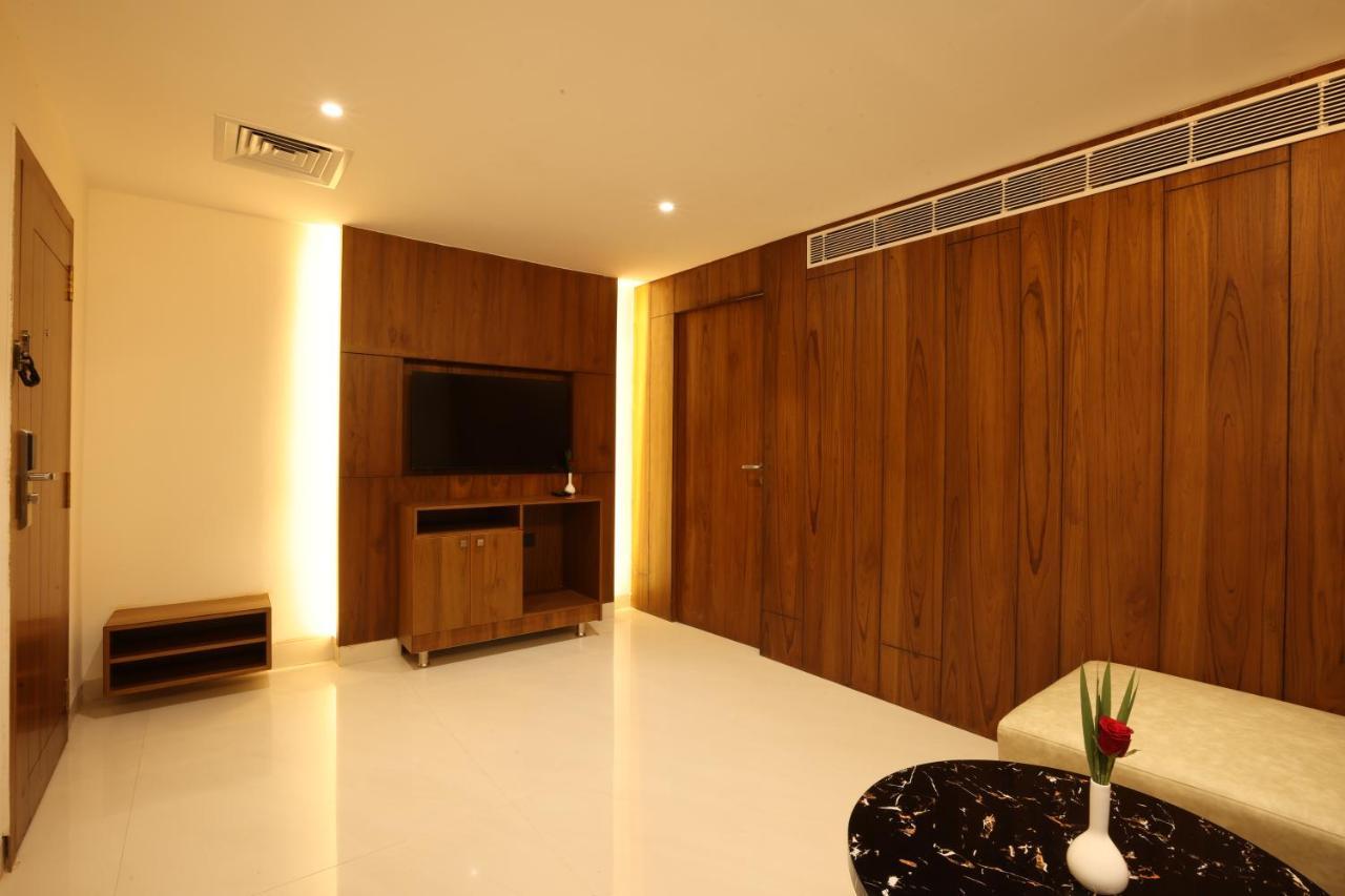 Royal Plaza Suites By Rak Rooms, Mangaluru Екстер'єр фото