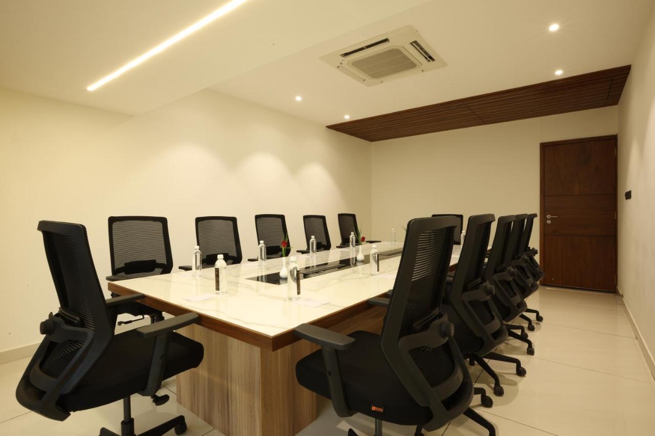 Royal Plaza Suites By Rak Rooms, Mangaluru Екстер'єр фото