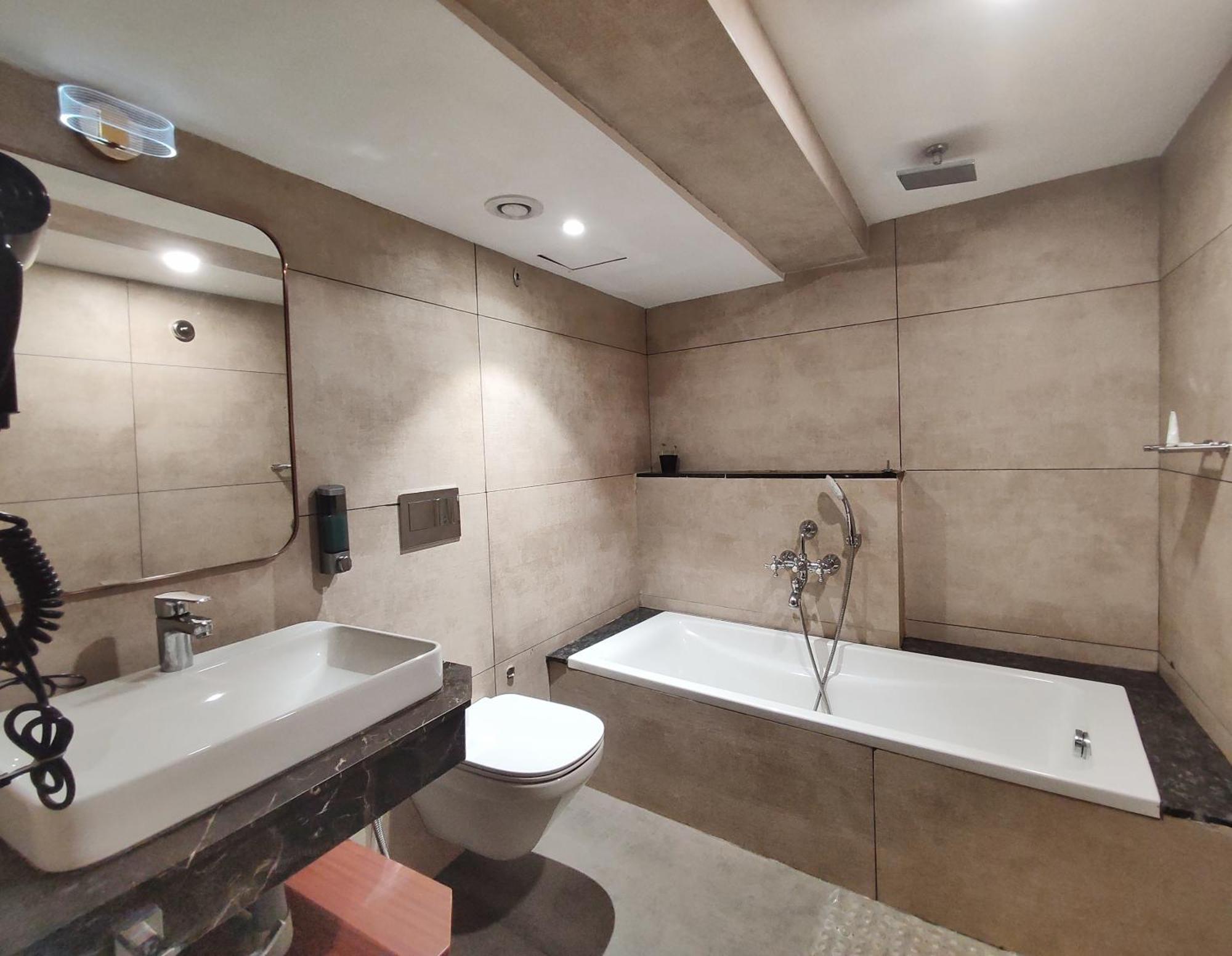 Royal Plaza Suites By Rak Rooms, Mangaluru Екстер'єр фото